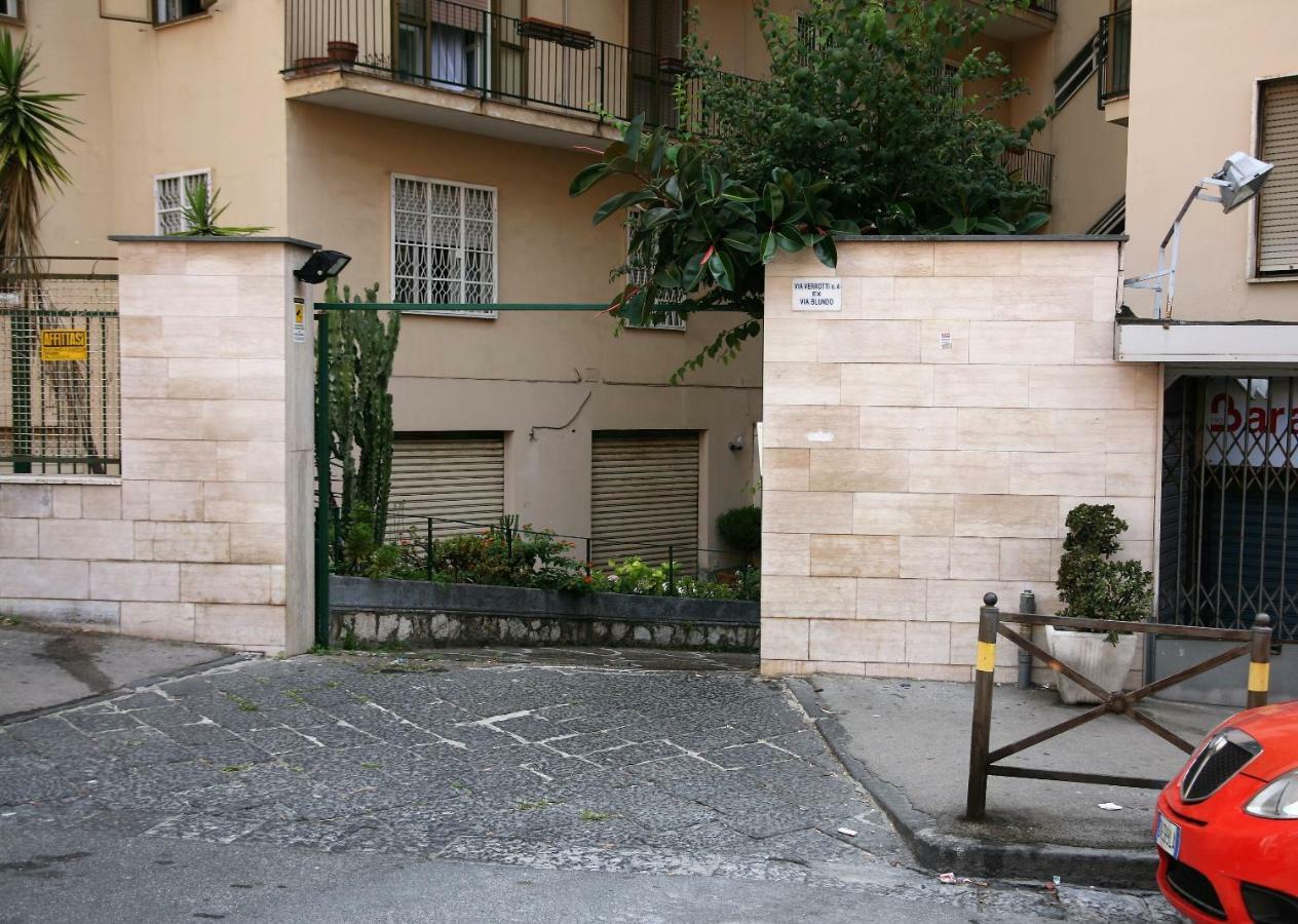 Verrotti House Napoli Exterior foto